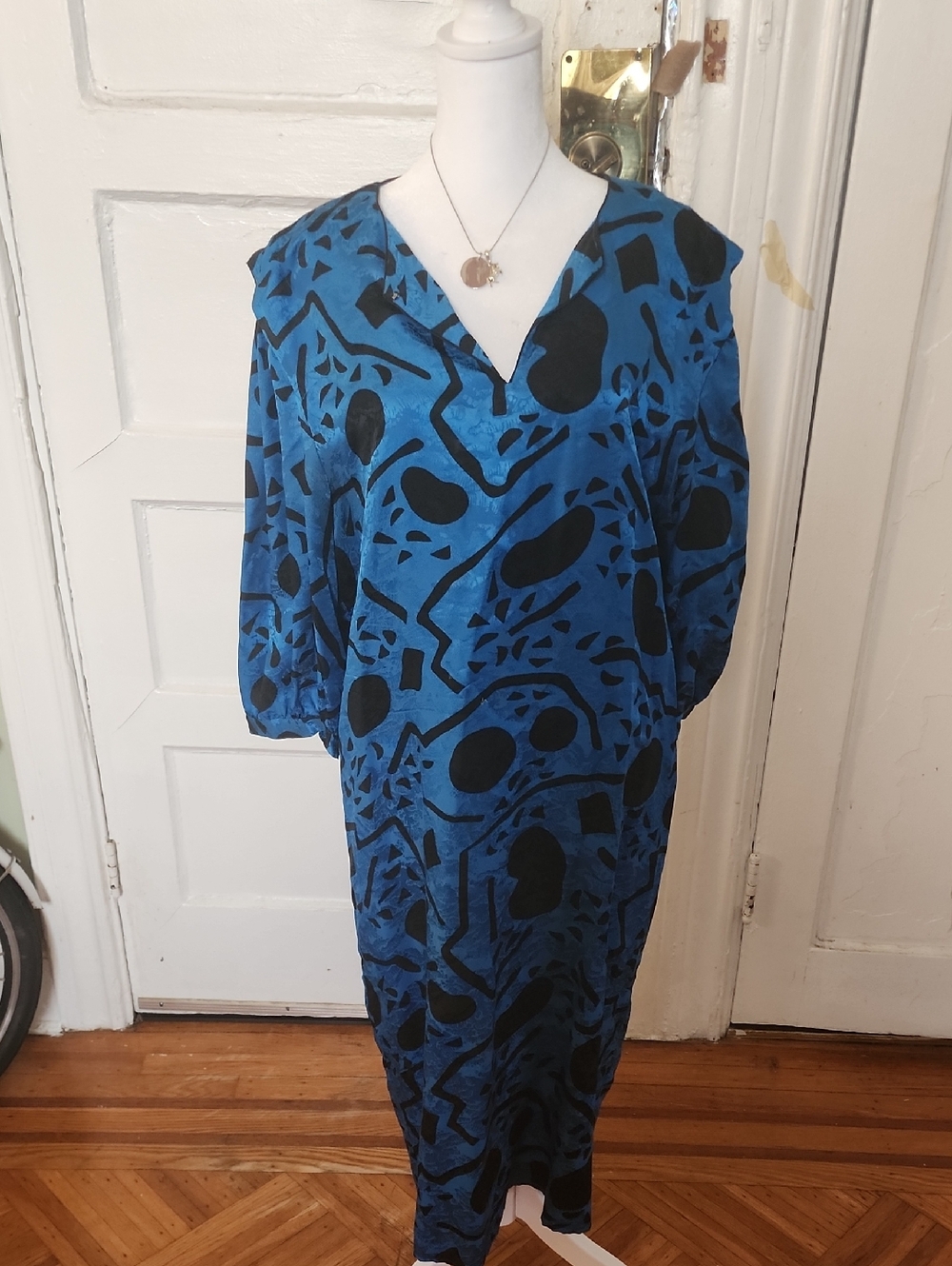 Blue and Black Abstract Print Long Sleeve Dress. New Without Tag